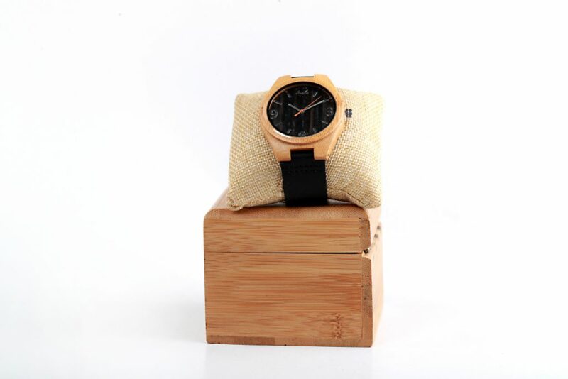 Bamboo Watch (3)
